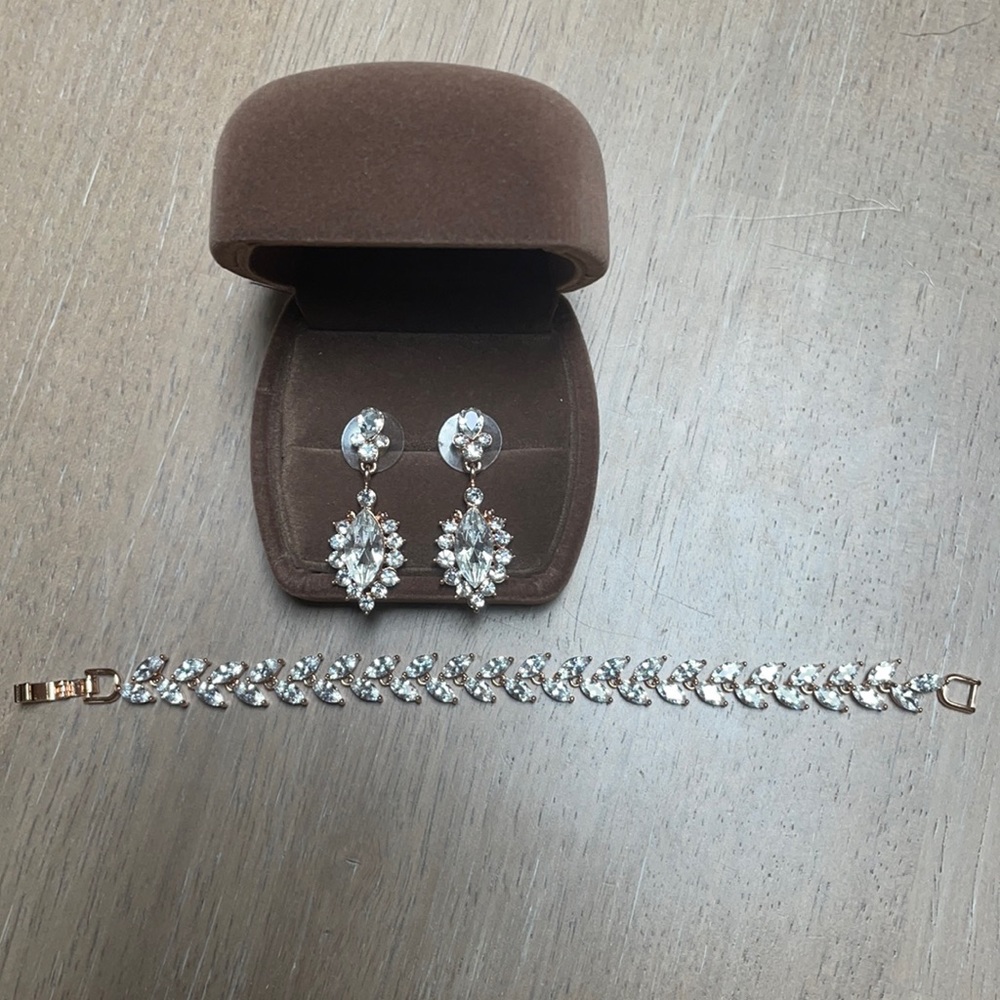 Gorgeous Bridal Earrings and Bracelet— rose gold